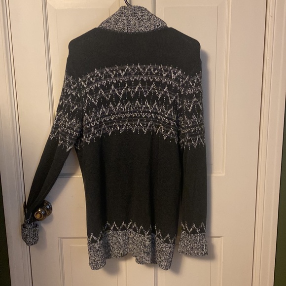 Size L Eddie Bauer double zip grey sweater with front pockets. - Picture 5 of 7